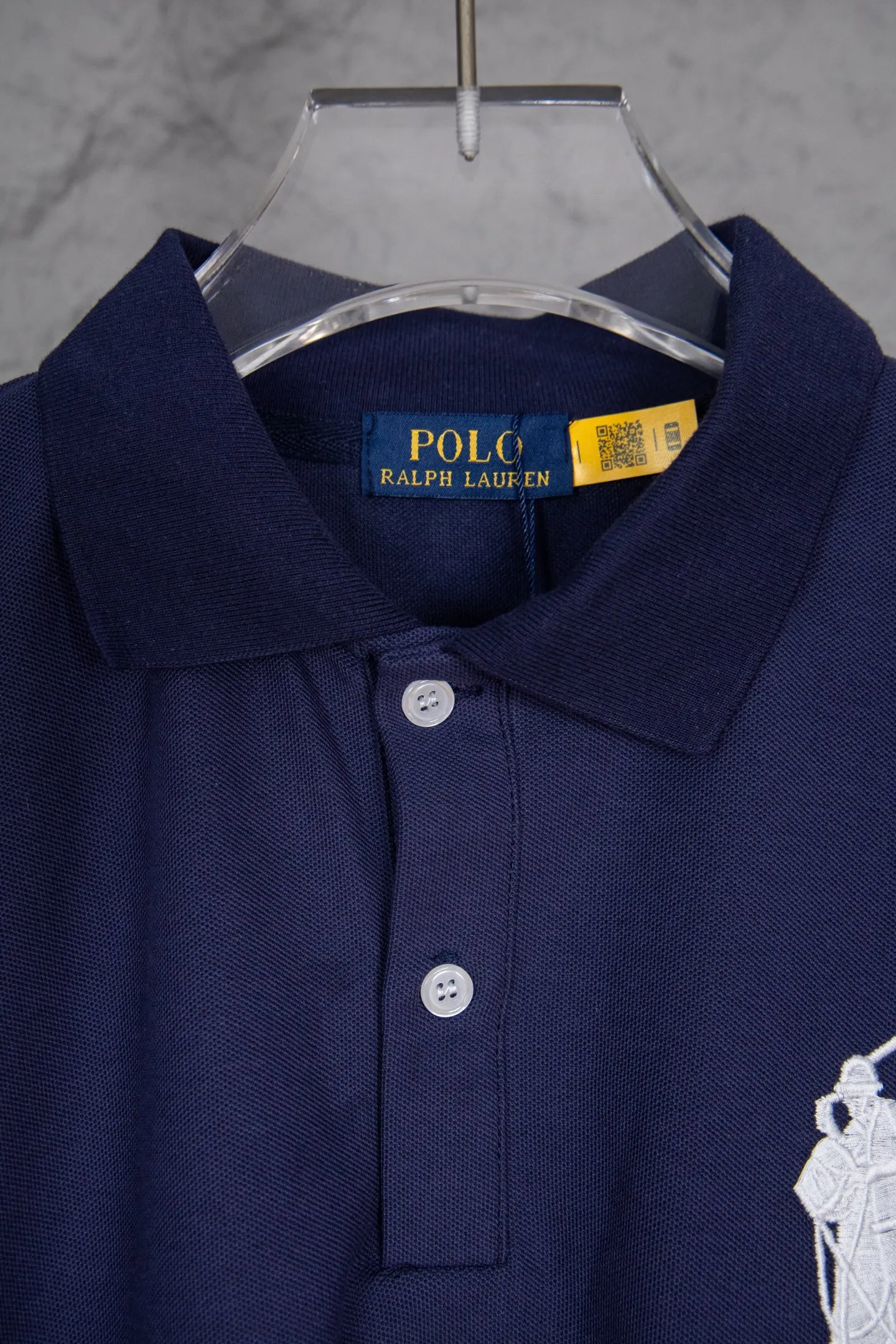 P140 Polo Ralph Lauren/Ralph Lauren basic Malaysian embroidery logo Big Pony Polo shirt T-shirt short sleeve S~XL black navy gray white original fabric 100% pique cotton, imported embroidery logo on the chest, "3" patch logo on the cuffs, custom threaded collar, Malaysian embroidery, the highest version, suitable for business and leisure daily use! 🌘Two-button placket, laser logo pearlescent resin buttons, cuffs and hem using double-thread sewing technology, different currency versions, full set of original three-label accessories!
